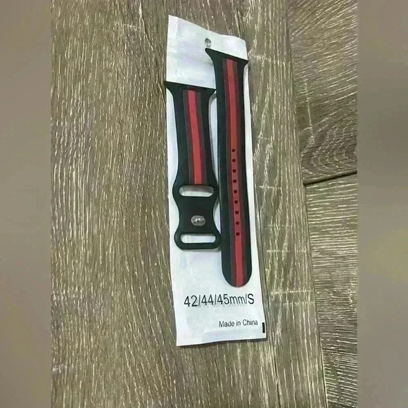 Jewelry - NIB Apple Watch Bands 42/44/45mm/S